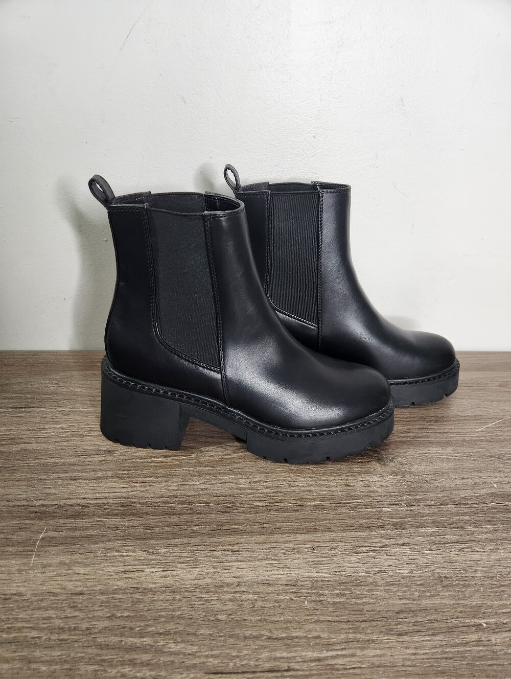 Madden Girl Trust Chelsea Black Boots